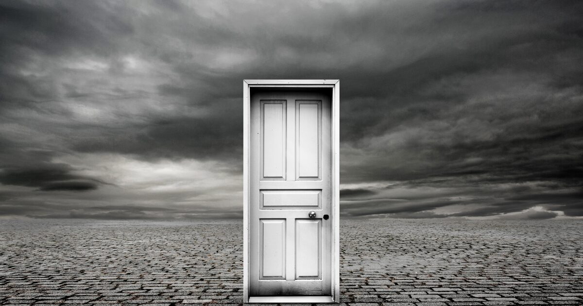 ダークサイドへの扉